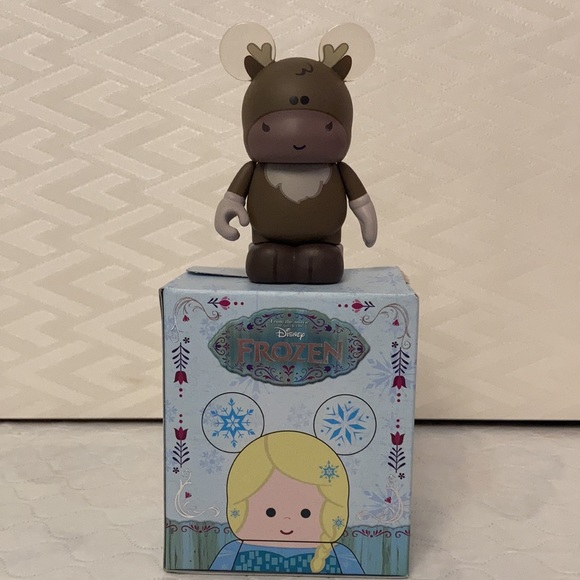 Sven Vinylmation - Open - NIB - Picture 6 of 6